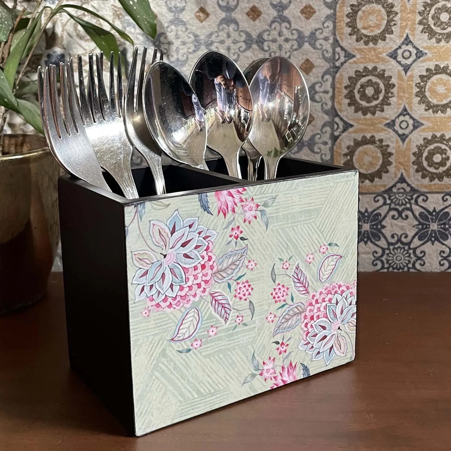 Aster Chintz Utility Holder
