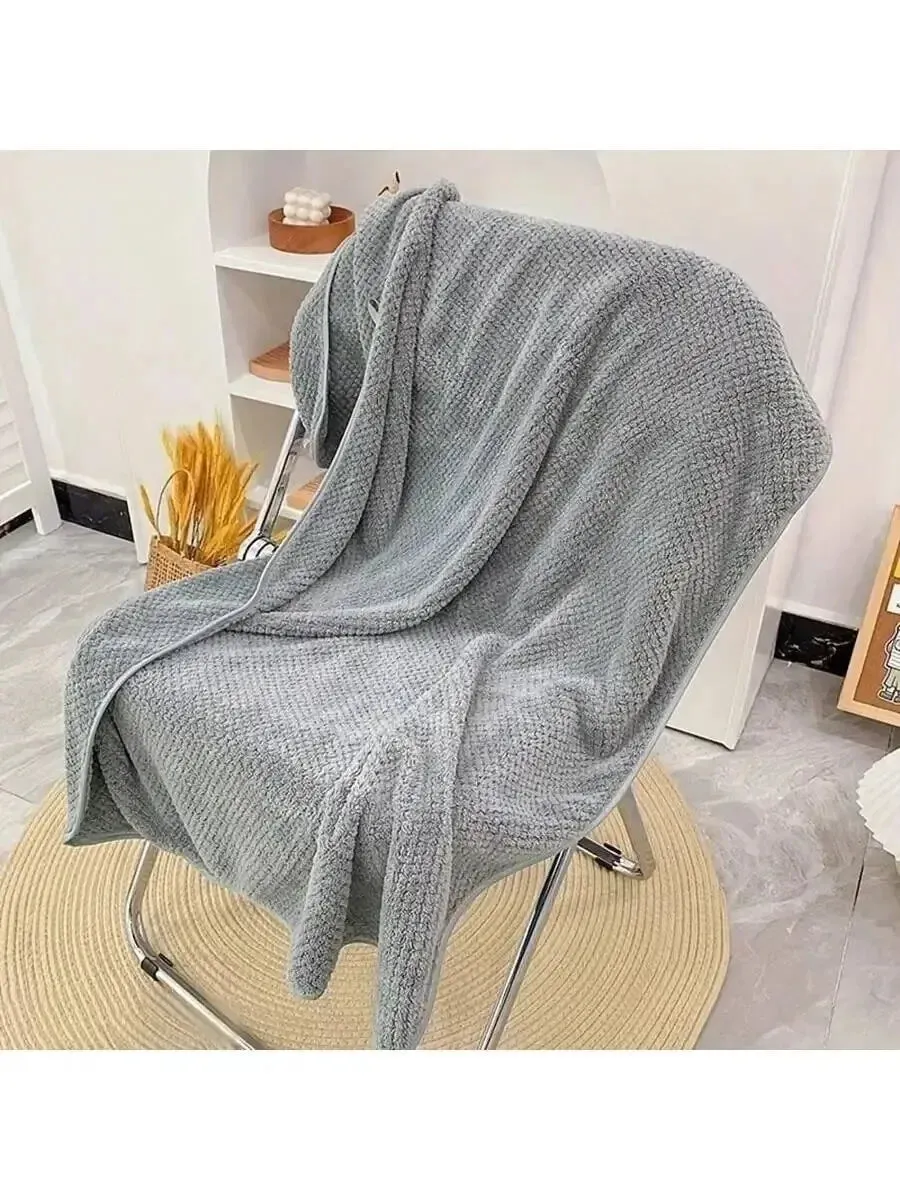Baby Bath Towel Coral Velvet Soft Children Bath Towels Quick Drying Water Absorption Baby Bathroom Supplies for Beach 69cm*139cm