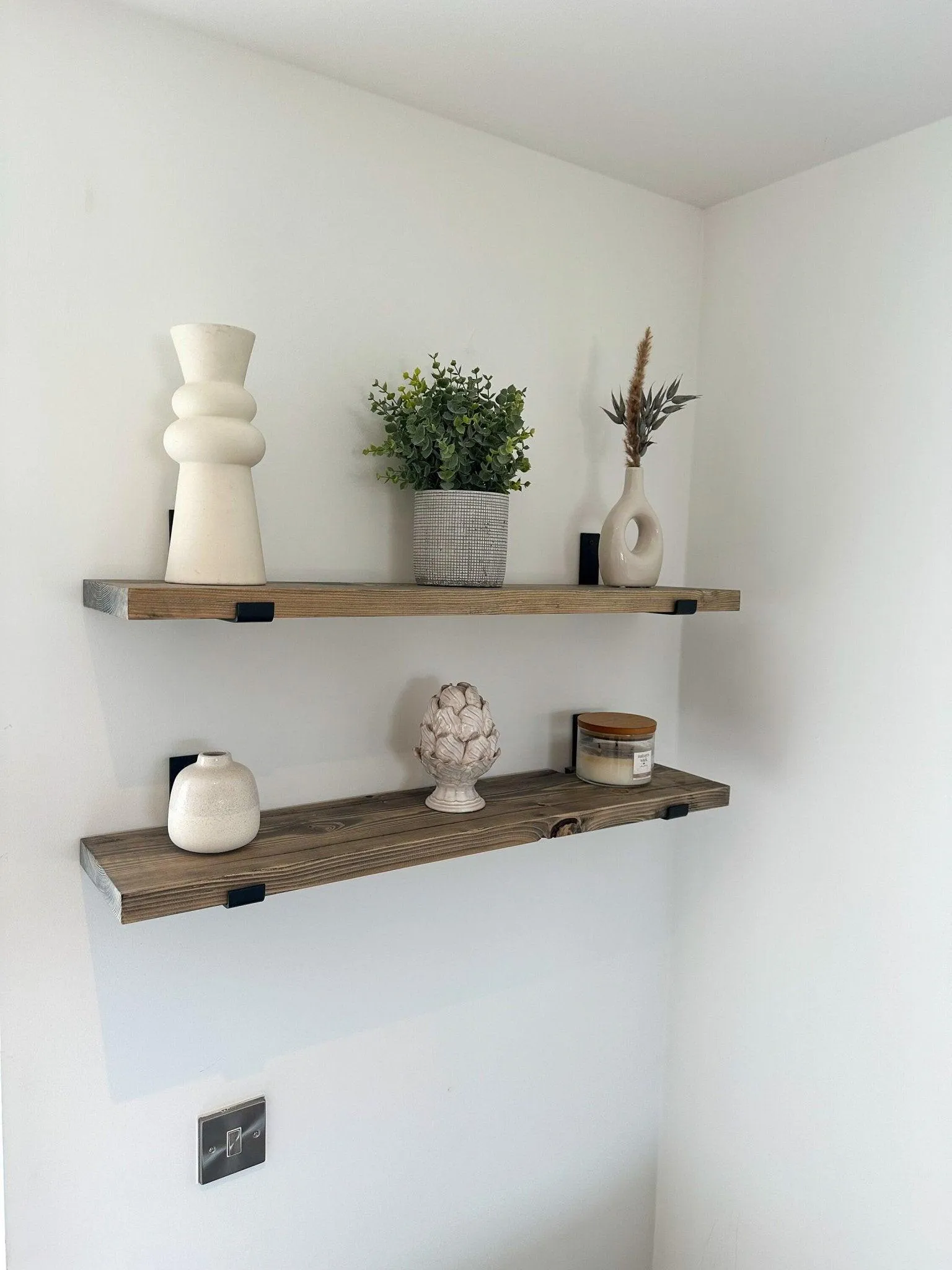 Biddenden | Solid Wood Shelf - Onyx