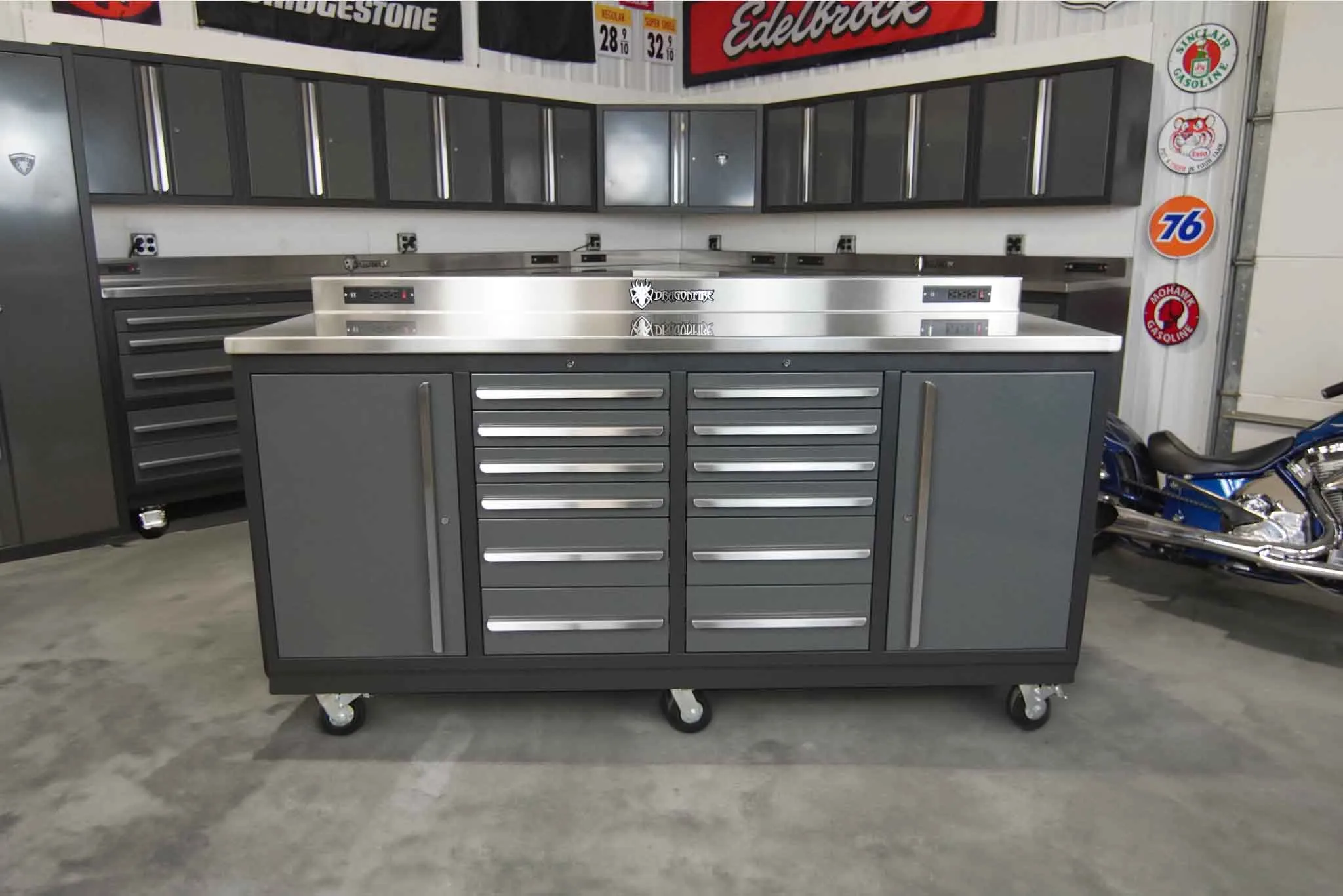 Dragonfire 12 Drawer Pro Series 7FT Workbench with Swappable Drawers