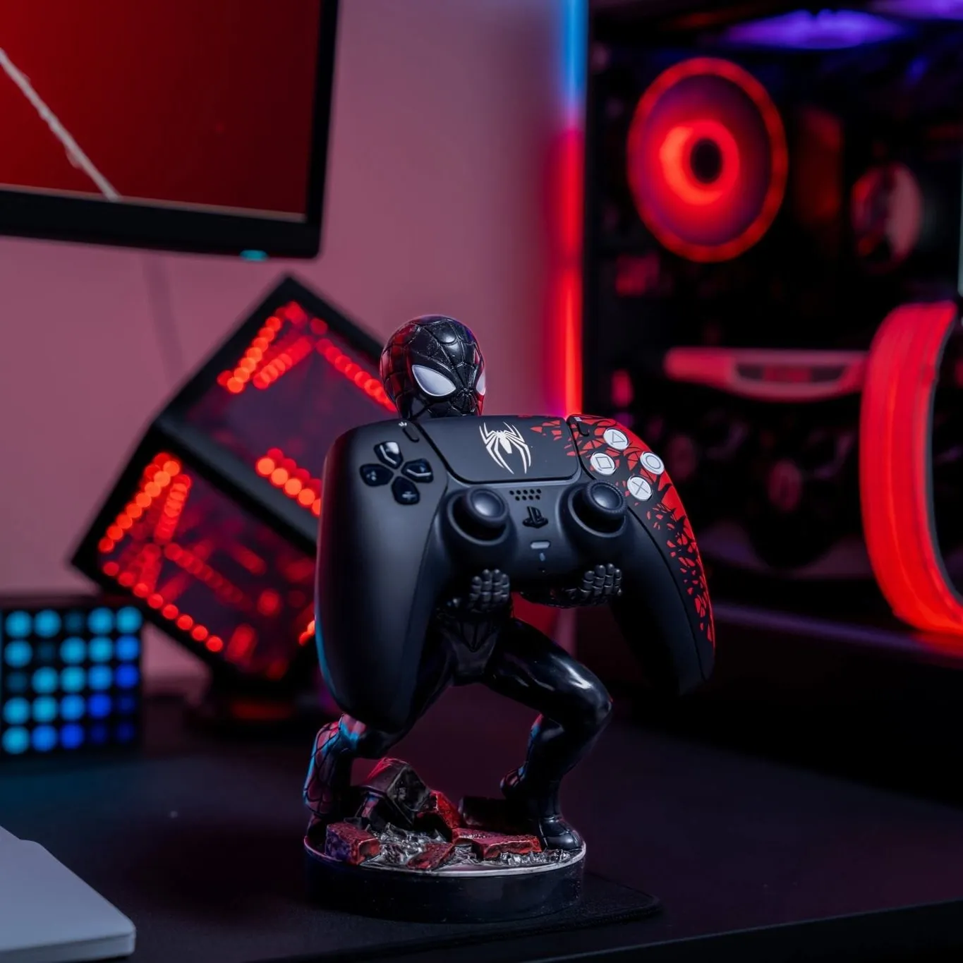 Marvel: Symbiote Spider-Man Cable Guys Controller Holder and Phone Stand