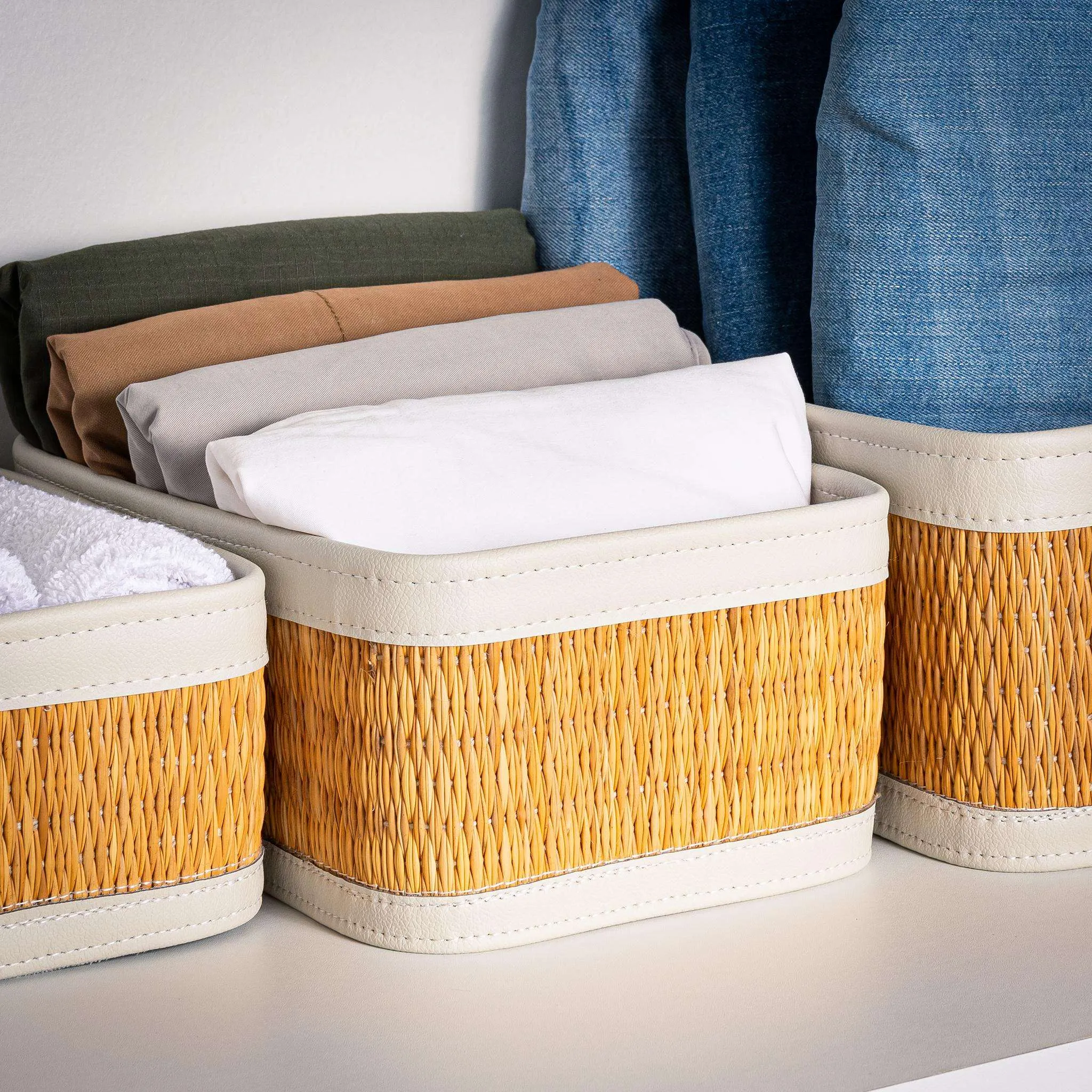 Medium-Sized Storage Box | 27x17 cm